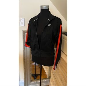 Nike running jacket no hood